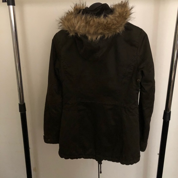 Guess coat - Picture 2 of 4